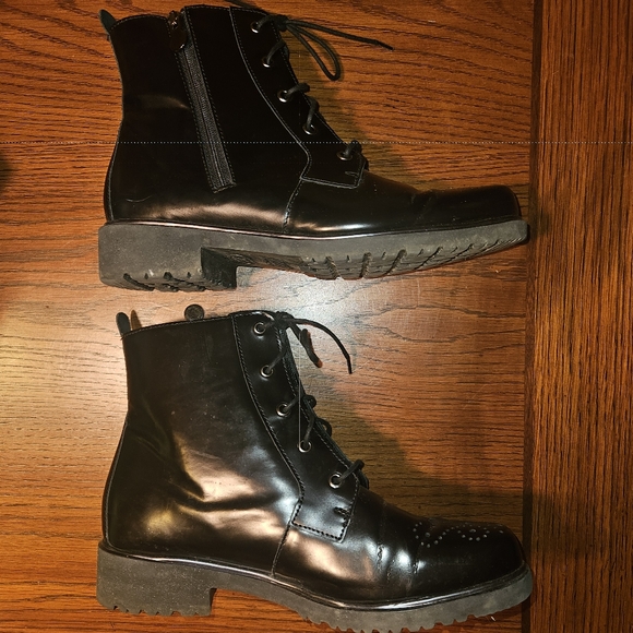 Munro Sara Boot - Picture 8 of 14